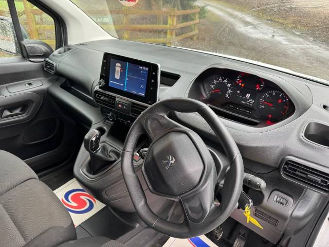 2020 Peugeot Partner 850 1.5 BlueHDi 100 Professional Crew Van