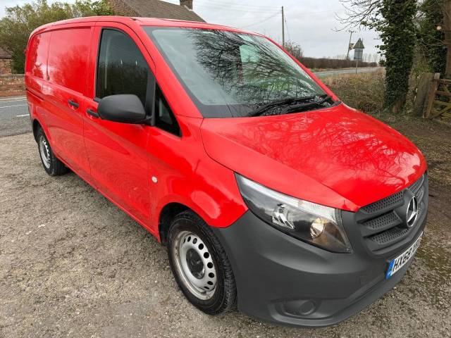 Mercedes-Benz Vito 1.6 109CDI Van Panel Van Diesel Red