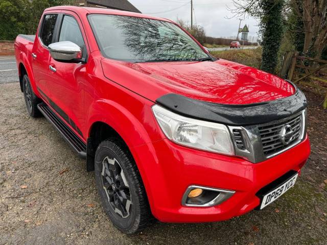 Nissan Navara DoubleCab PickUp N-Connecta 2.3dCi 190 TT 4WD Auto Pick Up Diesel Red