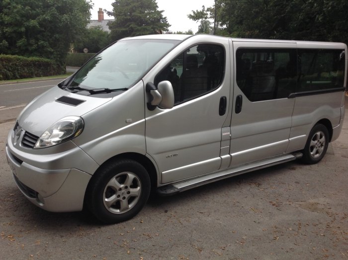 Renault Trafic 2.0 TRAFIC LL29 SPORT DCI Minibus Diesel Silver
