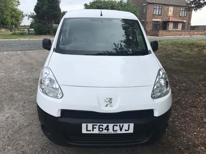 Peugeot Partner 625 1.6 HDi 75 Professional Van Panel Van Diesel White