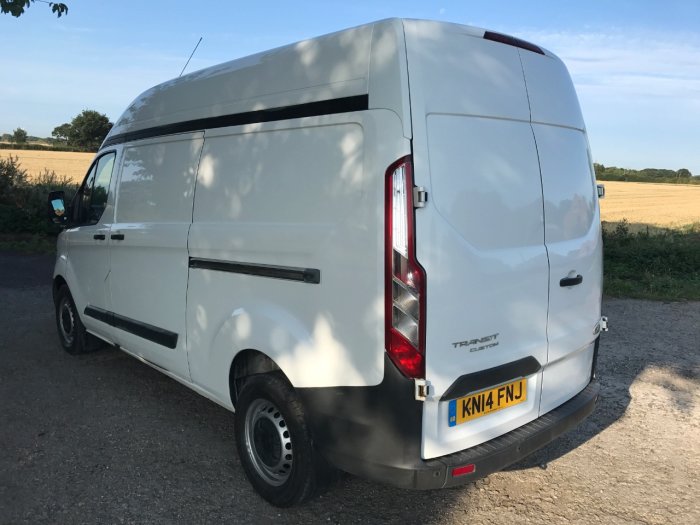 Ford Transit Custom 2.2 TDCi 125ps Low Roof Van Panel Van Diesel White