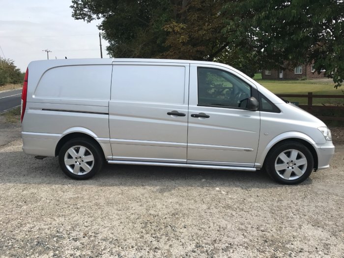 Mercedes-benz Vito 2.1 116CDI Van Panel Van Diesel Silver