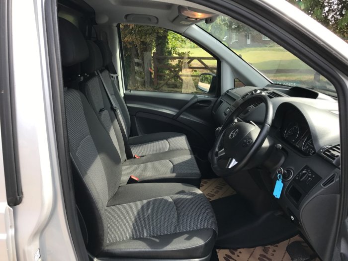 Mercedes-benz Vito 2.1 116CDI Van Panel Van Diesel Silver